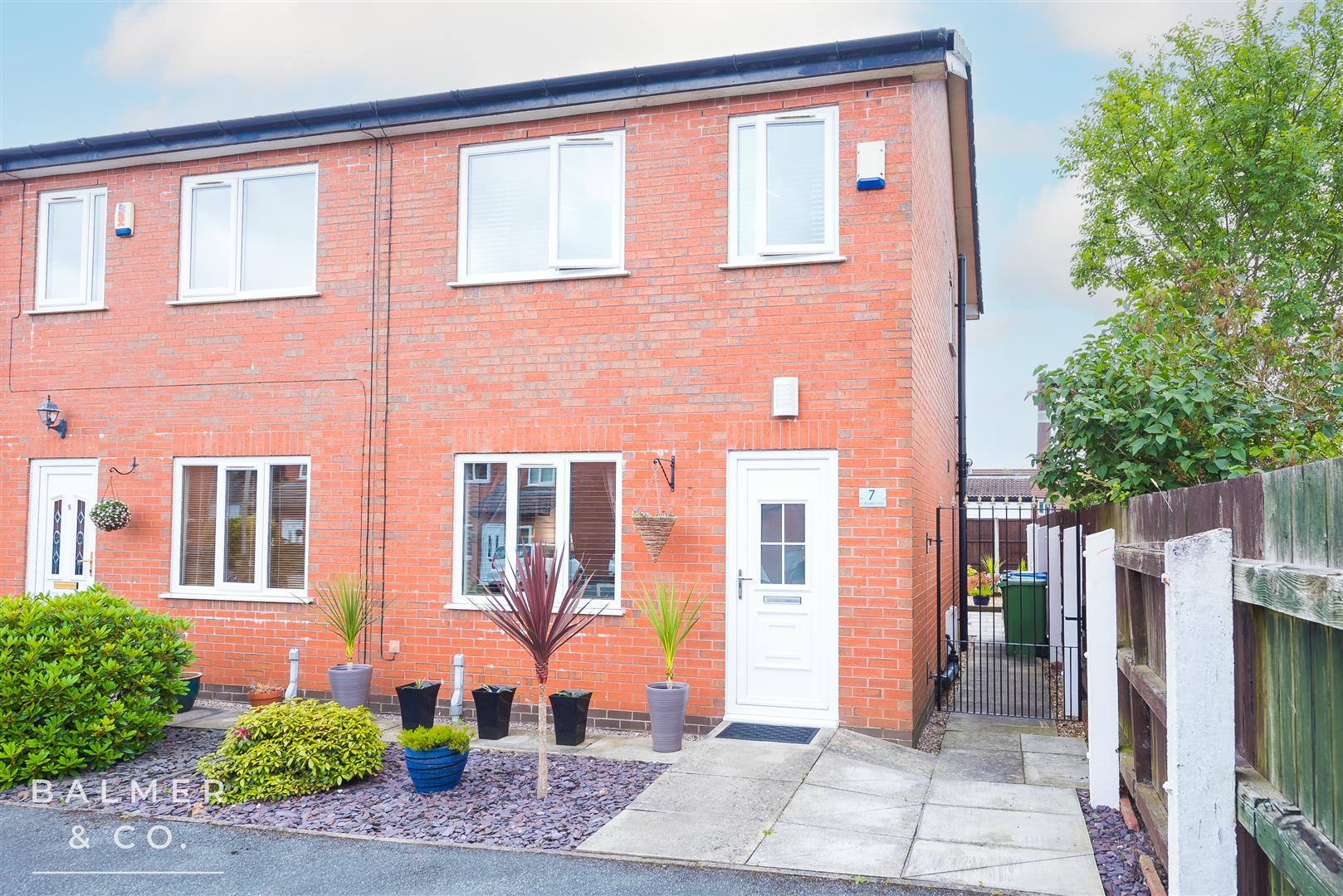 St. Richards Close, Atherton, Greater Manchester, M46 Balmer & Co